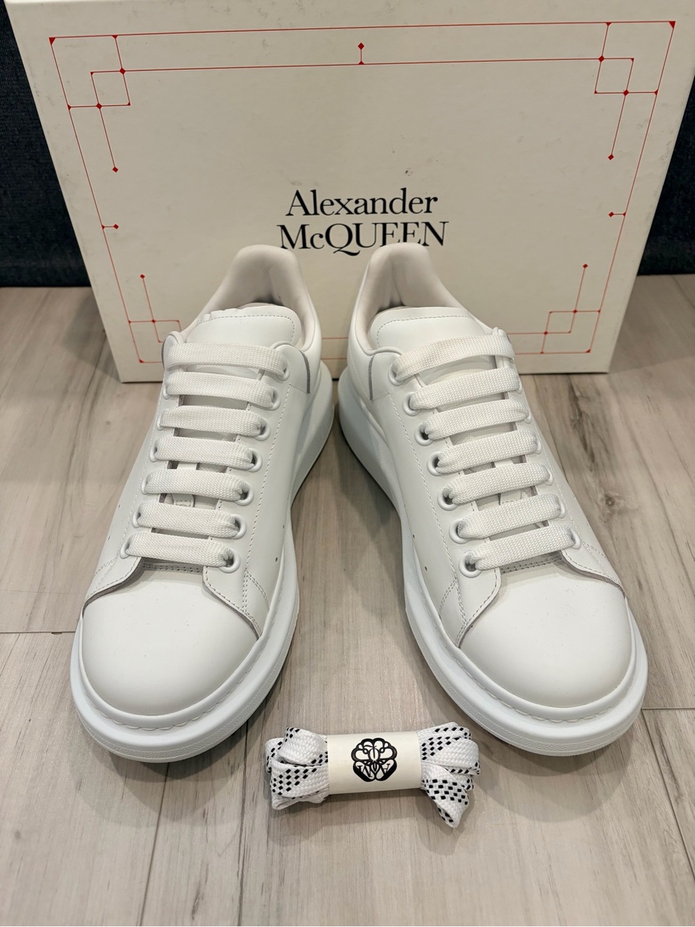 Alexander McQueen White Leather Oversized-Style Sneakers Size 8.5, 9